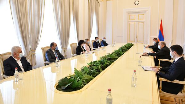Президент Армен Саркисян встретился с ректорами государственных вузов (8 апреля 2021). Еревaн - Sputnik Армения