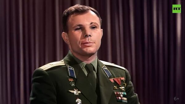 Впервые в цвете: RT публикует уникальное поздравление Гагарина с первой годовщиной полёта в космос - Sputnik Արմենիա