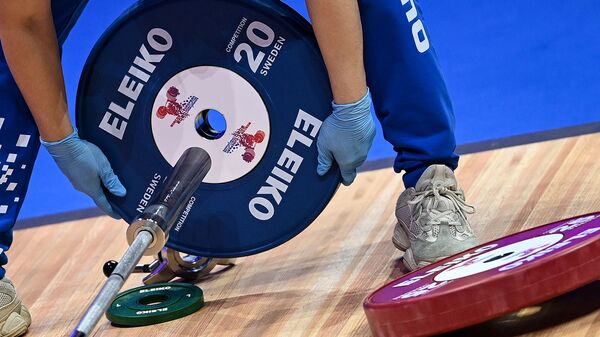 Чемпионат Европы по тяжелой атлетике среди женщин (3 апреля 2021). Москвa - Sputnik Արմենիա