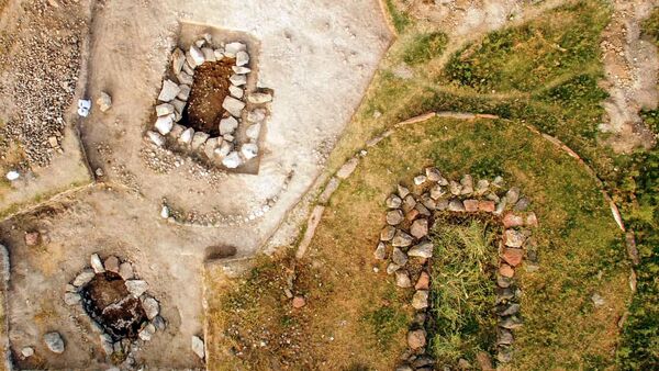 Археологи ведут раскопки на территории древней крепости-поселении Мецамор - Sputnik Армения