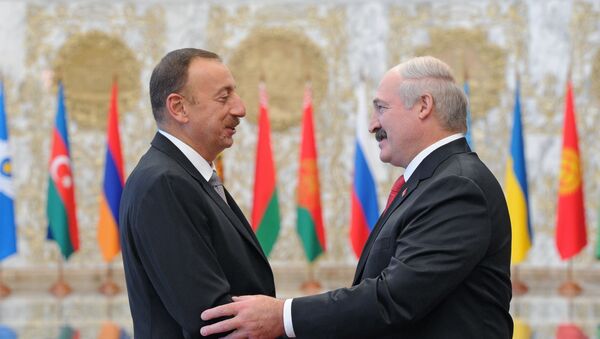 Президенты Белоруссии и Азербайджана Александр Лукашенко и Ильхам Алиев - Sputnik Արմենիա
