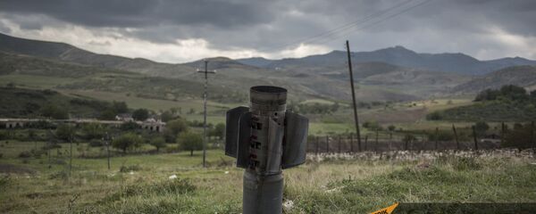 Часть ракеты после обстрела города Мартуни - Sputnik Արմենիա