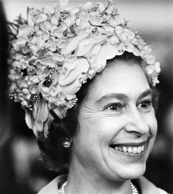 Королева Великобритании Елизавета II в 1972 году - Sputnik Армения
