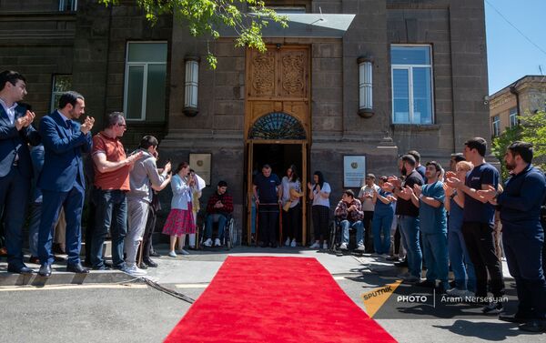 Церемония открытия центра протезирования при реабилитационном центре Защитника Отечества (23 апреля 2021). Еревaн - Sputnik Армения