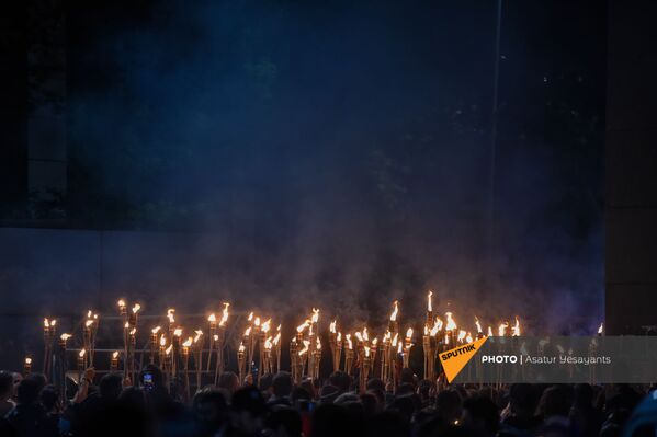 Факельное шествие в память жертвам Геноцида армян (23 апреля 2021). Ереван - Sputnik Армения