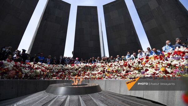 Мемориальный комплекс Цицернакаберд (24 апреля 2021). Еревaн - Sputnik Армения
