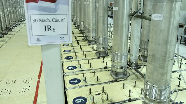 Центрифуги на заводе по обогащению урана в Натанзе в центральной части Ирана - Sputnik Армения