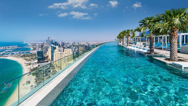 Самый высокий в мире панорамный бассейн Address Beach Resort в Дубае - Sputnik Армения