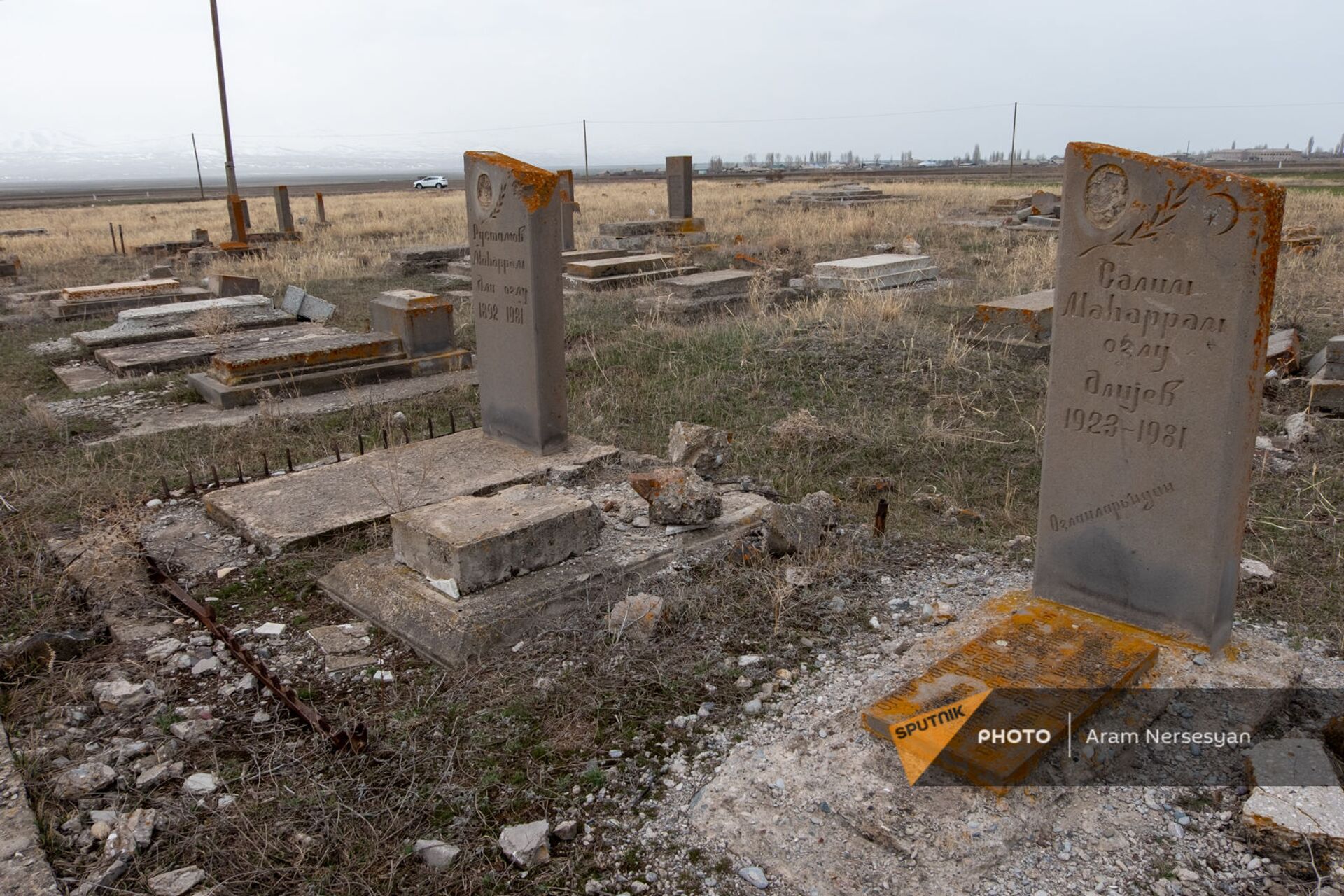 «Մենք նույնիսկ իրենց գերեզմաններն ենք պահել». Սոթքում ադրբեջանցիների շիրիմները կանգուն են - Sputnik Արմենիա, 1920, 02.05.2021