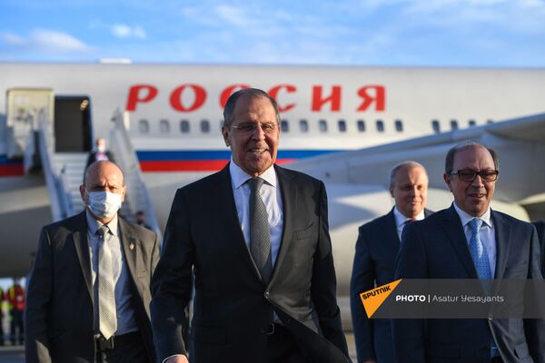  Глава МИД РФ Сергей Лавров с официальным визитом прибыл в Армению (5 мая 2021). Ереван - Sputnik Армения