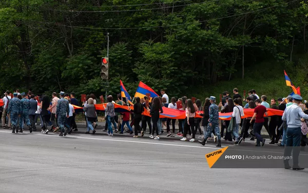 Шествие в Ераблур (9 мая 2021). Еревaн - Sputnik Армения