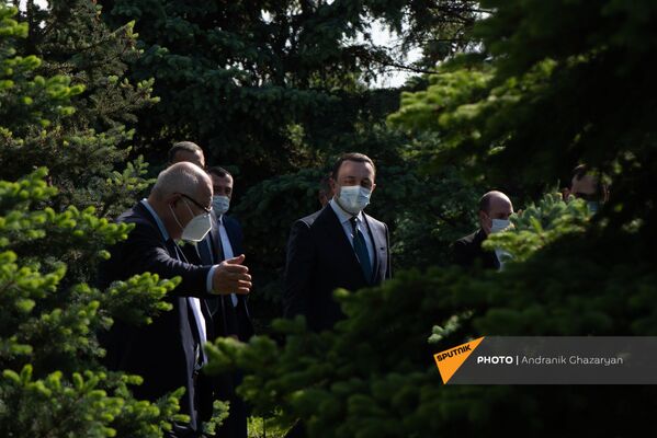 Վրաստանի վարչապետ Իրակլի Ղարիբաշվիլին այցելեց Ծիծեռնակաբերդ - Sputnik Արմենիա