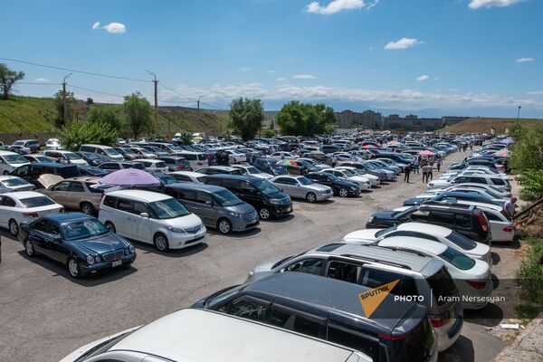 Рынок автомобилей в Ереване - Sputnik Армения