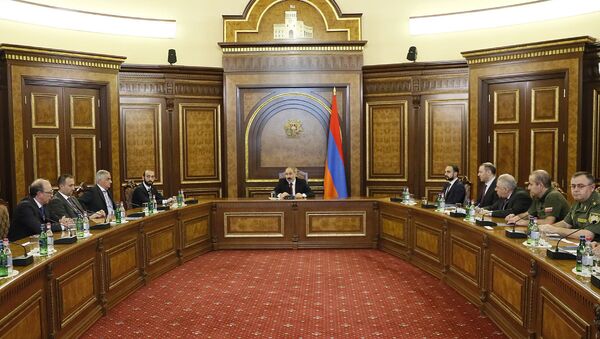 Заседание Совета безопасности под председательством и.о. премьер-министра Никола Пашиняна - Sputnik Армения