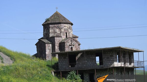 Церковь на армяно-азербайджанской границе - Sputnik Армения