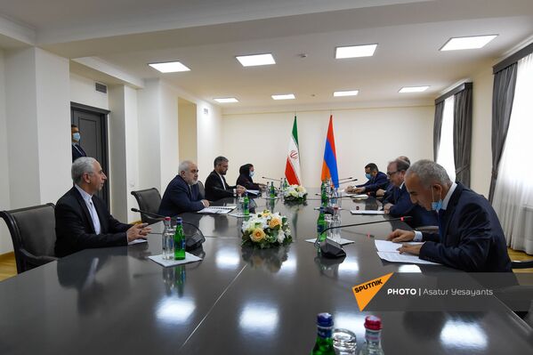 ՀՀ արտգործնախարար Արա Այվազյանի ու Իրանի արտգործնախարար Մոհամմադ Ջավադ Զարիֆի հանդիպումը - Sputnik Արմենիա