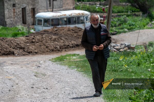 Житель села Норабак Гегаркуникской области - Sputnik Армения