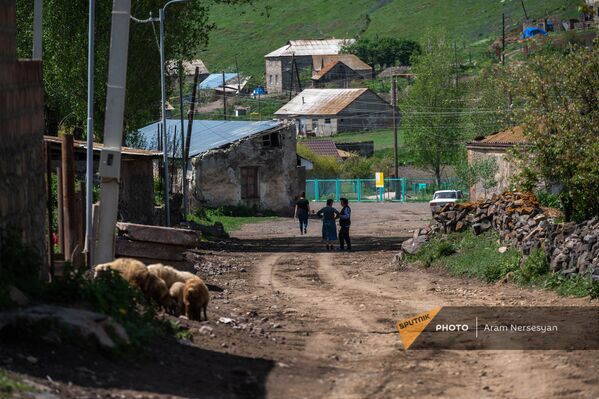 Жители села Драхтик Гегаркуникской области - Sputnik Армения