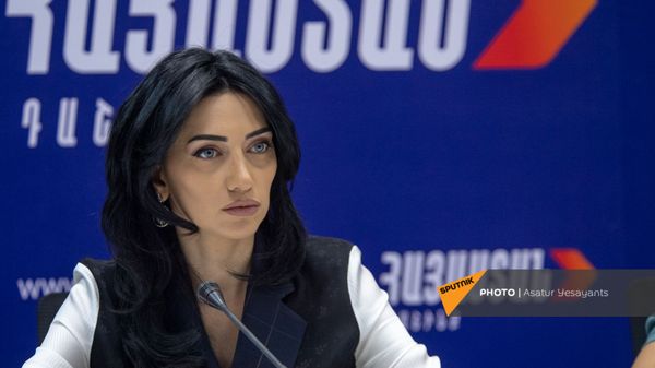 Арпине Ованнисян на брифинге членов блока Армения (2 июня 2021). Еревaн - Sputnik Армения