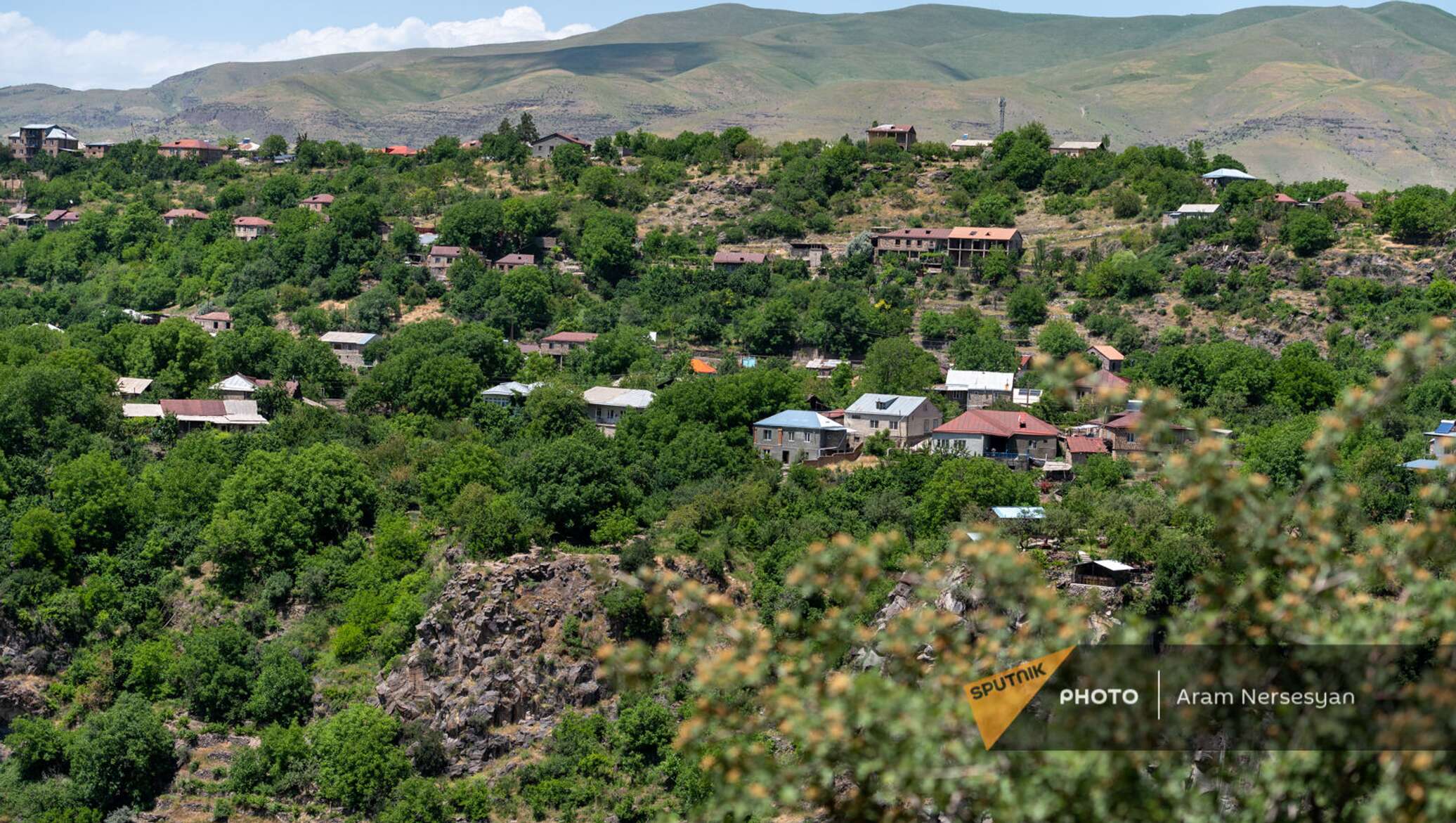 В селе Вохчаберд жители зоны оползней получат новые дома