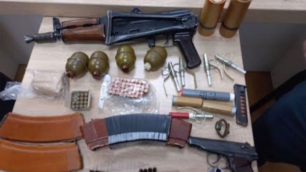 Արտադրամասում հայտնաբերվել է Արցախից բերված զենք-զինամթերք․ Մալաթիայի ոստիկանների բացահայտումը - Sputnik Արմենիա