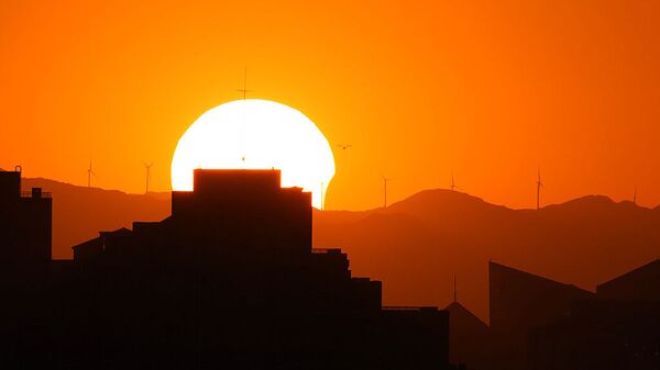 Частичное затмение солнца в Пекине - Sputnik Армения