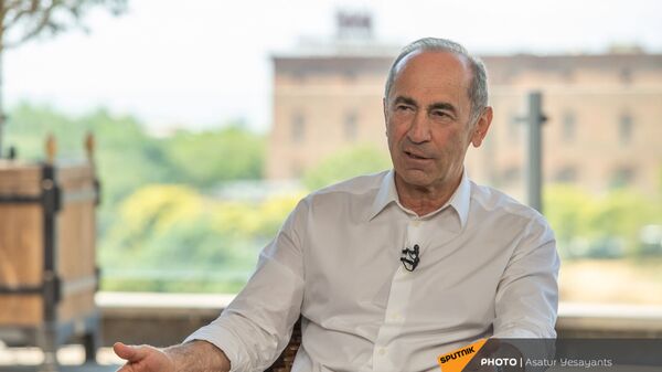 Роберт Кочарян во время интервью (14 июня 2021). Еревaн - Sputnik Армения