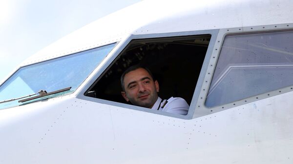 Самолет авиакомпании Armenia приземлился в московском аэропорту Шереметьево - Sputnik Армения
