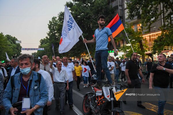 «Հայաստան» դաշինքի երթը Երևանում - Sputnik Արմենիա