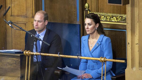 Британский принц Уильям и Кейт, герцогиня Кембриджская на церемонии закрытия Генеральной Ассамблеи (27 мая 2021). Эдинбург - Sputnik Армения