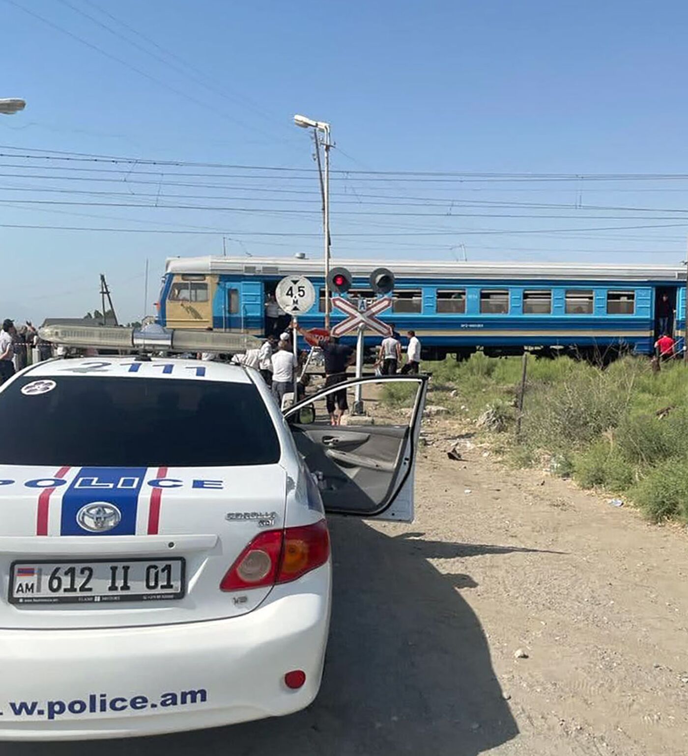 ДТП в Армавирской области: пришлось задержать три пассажирских поезда