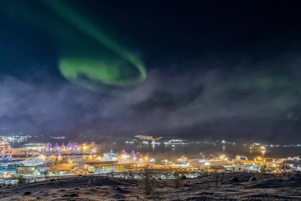 Снимок Aurora in Murmansk российского фотографа Vitaliy Novikov, попавший в шортлист конкурса Royal Observatory’s Astronomy Photographer of the Year 13 Снимок Aurora in Murmansk российского фотографа Vitaliy Novikov, попавший в шортлист конкурса Royal Observatory’s Astronomy Photographer of the Year 13 - Sputnik Армения