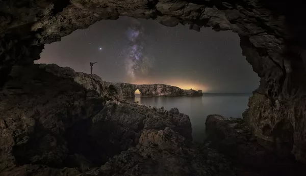 Снимок The Star Observer испанского фотографа Antoni Cladera Barceló , попавший в шортлист конкурса Royal Observatory’s Astronomy Photographer of the Year 13 Снимок The Star Observer испанского фотографа Antoni Cladera Barceló , попавший в шортлист конкурса Royal Observatory’s Astronomy Photographer of the Year 13 - Sputnik Армения
