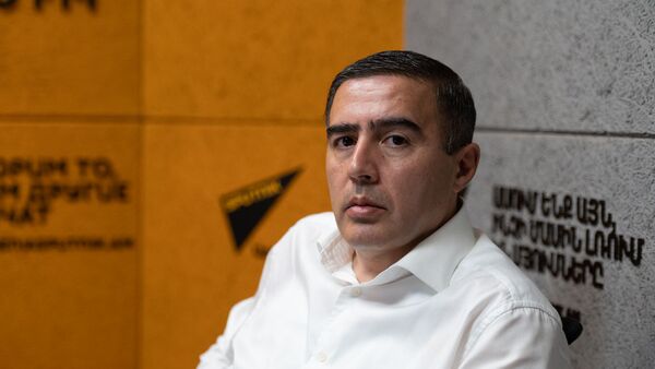 Բագրատ Միկոյան - Sputnik Արմենիա