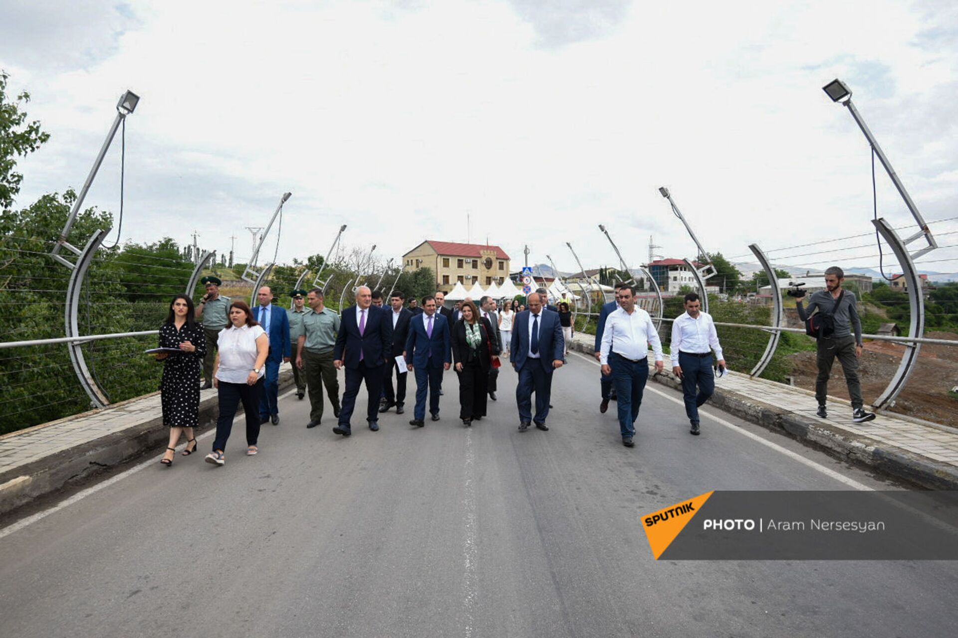 Новый пограничный мост между Арменией и Грузией станет шире - видео - Sputnik Армения, 1920, 09.07.2021