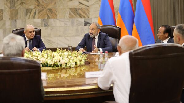И.о. премьер-министра Никол Пашинян встретился с лидерами внепарламентских партий (9 июля 2021). Еревaн - Sputnik Армения