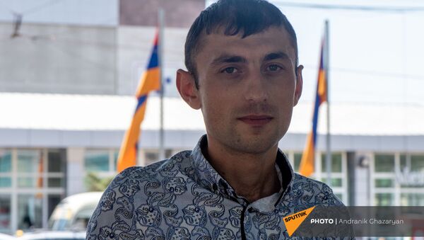 Получивший ранение в карабахской войне капитан Тигран Мнацаканян - Sputnik Արմենիա