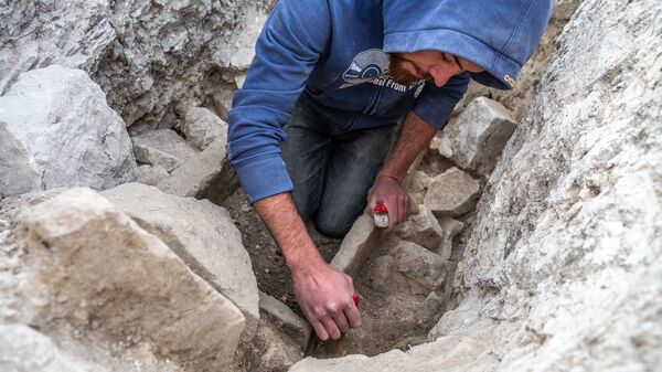 Раскопки древнего могильника Киль-Дере близ Севастополя - Sputnik Армения