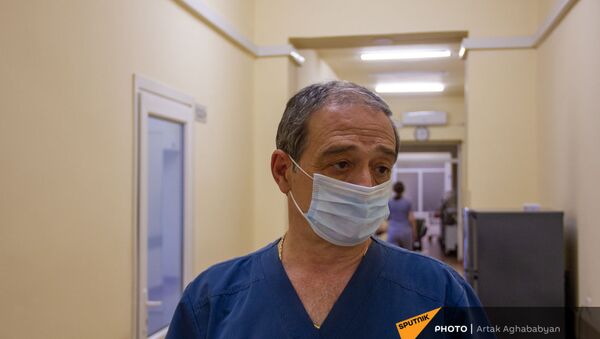 Руководитель клиники детской и неонатальной реаниматологии Университетского больничного комплекса Мурацан Грант Калентерян - Sputnik Армения