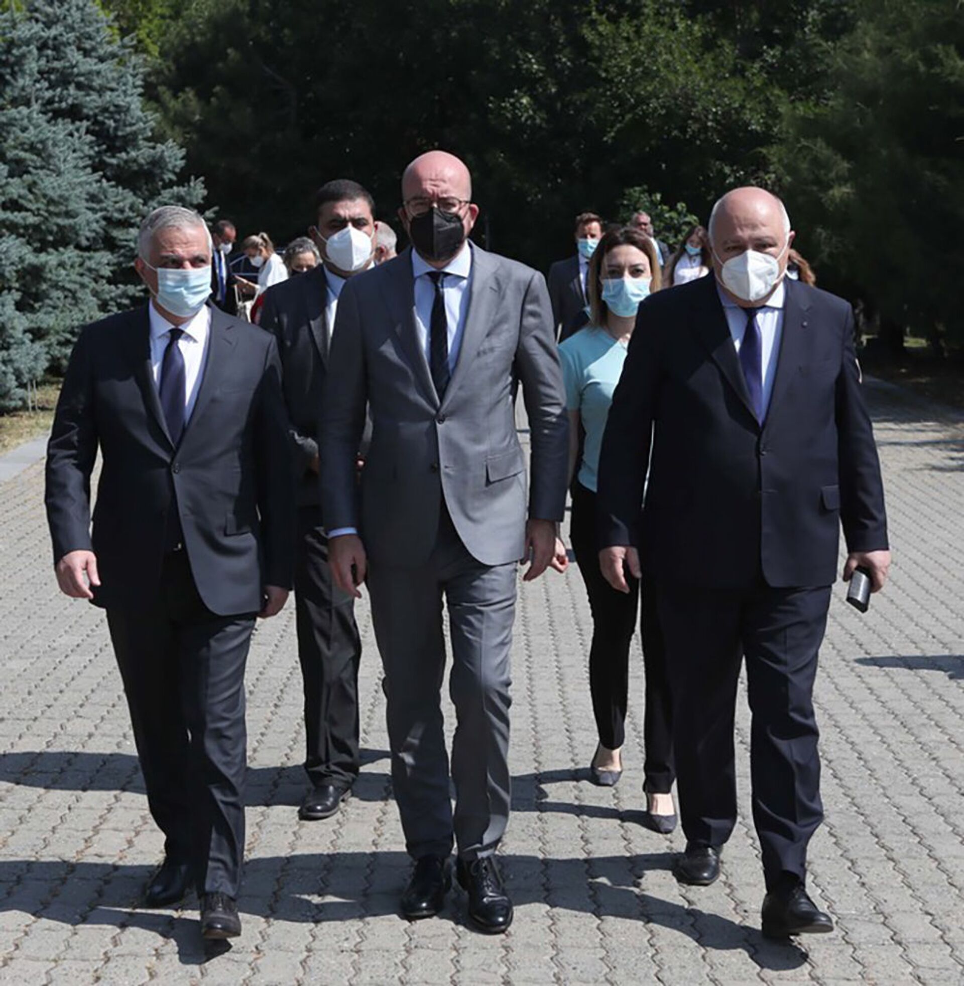 Председатель Европейского совета почтил память жертв Геноцида армян Председатель Европейского совета почтил память жертв Геноцида армян - Sputnik Армения, 1920, 17.07.2021