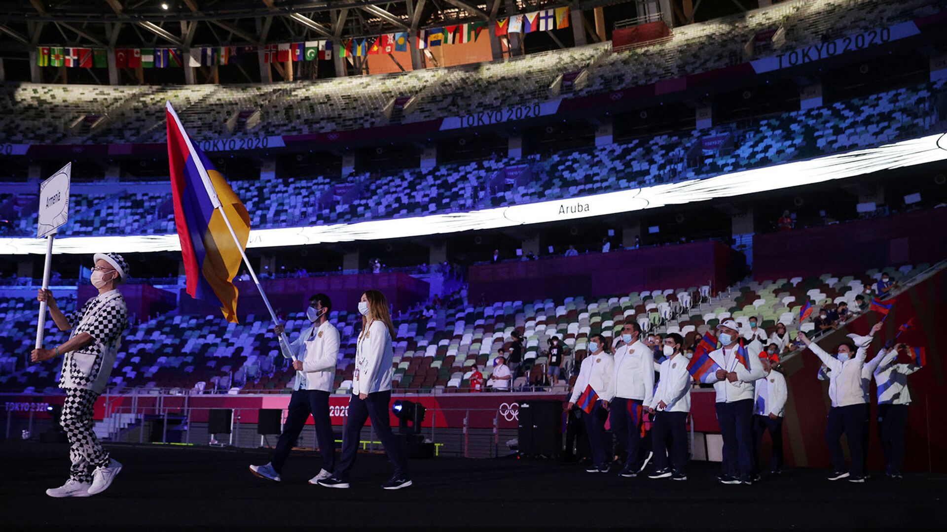 Кадр дня: армянские олимпийцы вышли на главную спортивную арену в Токио - Sputnik Армения, 1920, 23.07.2021