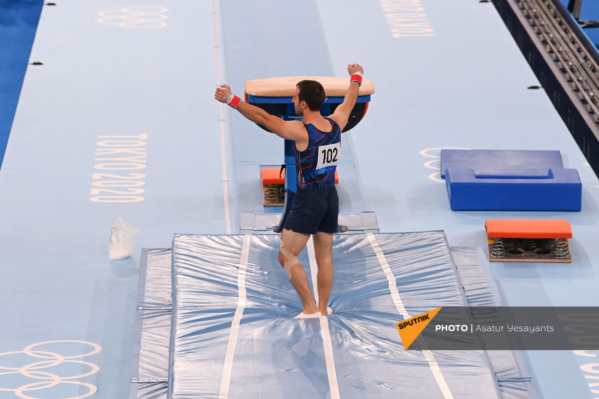 Армянский гимнаст Артур Давтян блестяще выступил в Токио - фото - Sputnik Армения, 1920, 24.07.2021