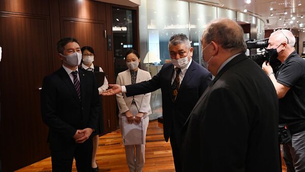 Президент Армен Саркисян встретился с представителями японской компании YAMAHA (25 июля 2021). Токио - Sputnik Армения