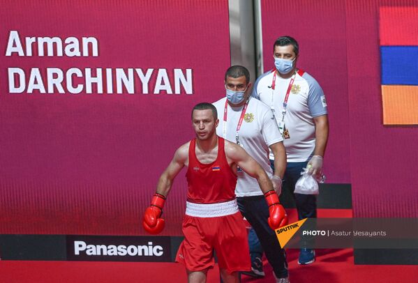 Арман Дарчинян выходит на поединок на Олимпийских играх в Токио (29 июля 2021). Япония - Sputnik Армения