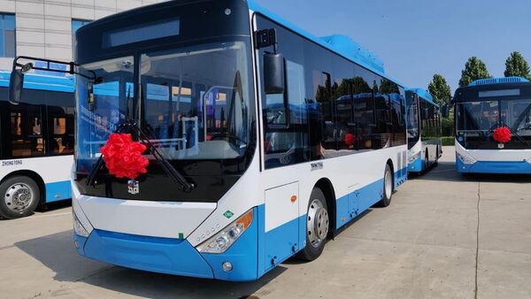 Торжественная церемония отправки новых автобусов для Еревана с завода в Китае - Sputnik Արմենիա