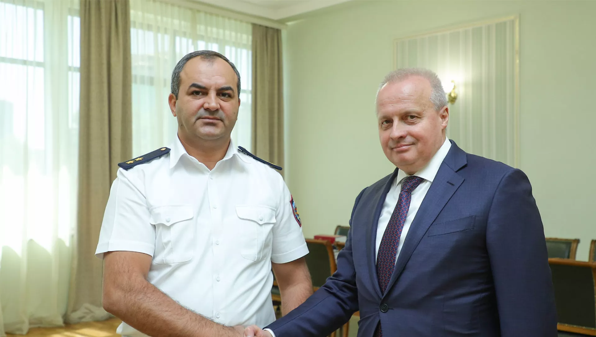 Генеральный прокурор РА Артур Давтян принял Чрезвычайного и Полномочного Посла РФ в Армении Сергея Копыркина (2 августа 2021). Ереван