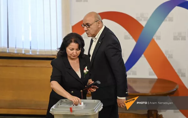Выборы председателя НС (2 августа 2021). Еревaн Выборы председателя НС (2 августа 2021). Еревaн - Sputnik Армения
