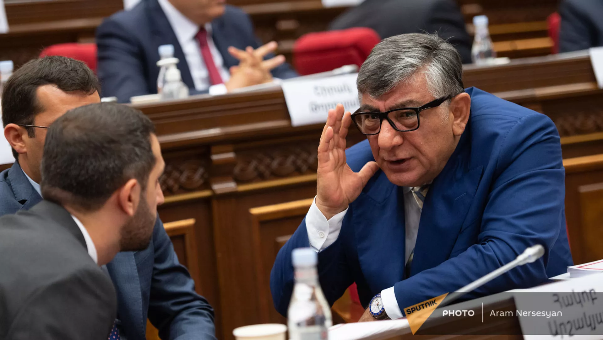 Хачатур Сукиасян во время первого заседания парламента Армении 8-го созыва (2 августа 2021). Еревaн Хачатур Сукиасян во время первого заседания парламента Армении 8-го созыва (2 августа 2021). Еревaн - Sputnik Армения, 1920, 03.08.2021