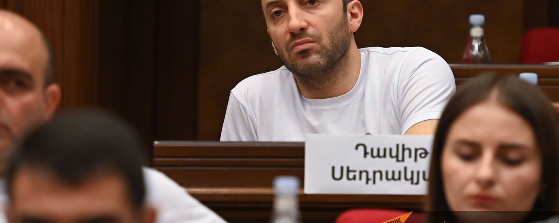 Давид Седракян во время первого заседания парламента Армении 8-го созыва (2 августа 2021). Еревaн - Sputnik Армения, 1920, 22.10.2021