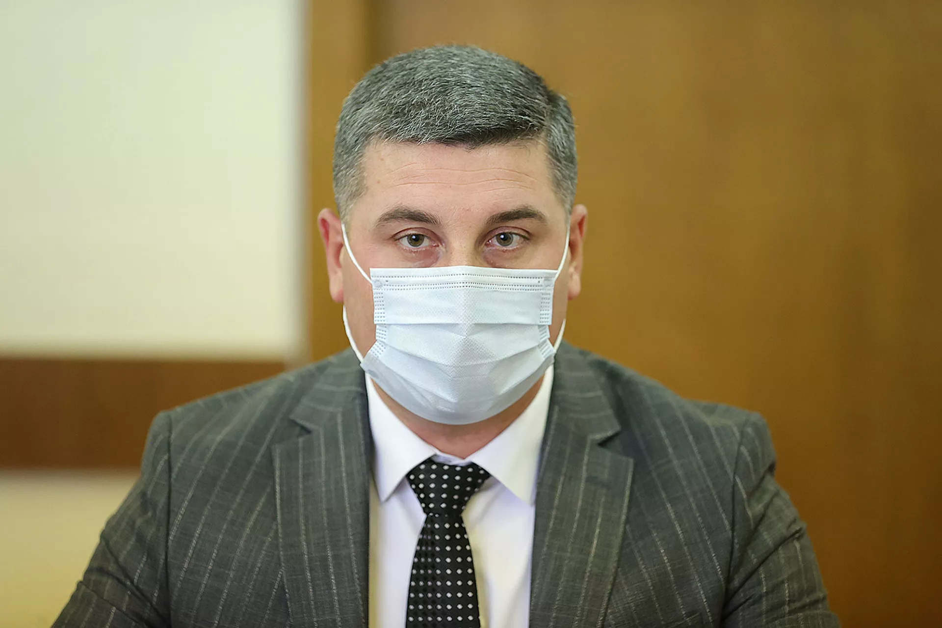 Премьер-министр Никол Пашинян представил аппарату министерствa территориального управления и инфраструктур новоназначенного министра Гнела Саносяна (4 августа 2021). Еревaн Премьер-министр Никол Пашинян представил аппарату министерствa территориального управления и инфраструктур новоназначенного министра Гнела Саносяна (4 августа 2021). Еревaн - Sputnik Армения, 1920, 14.09.2021